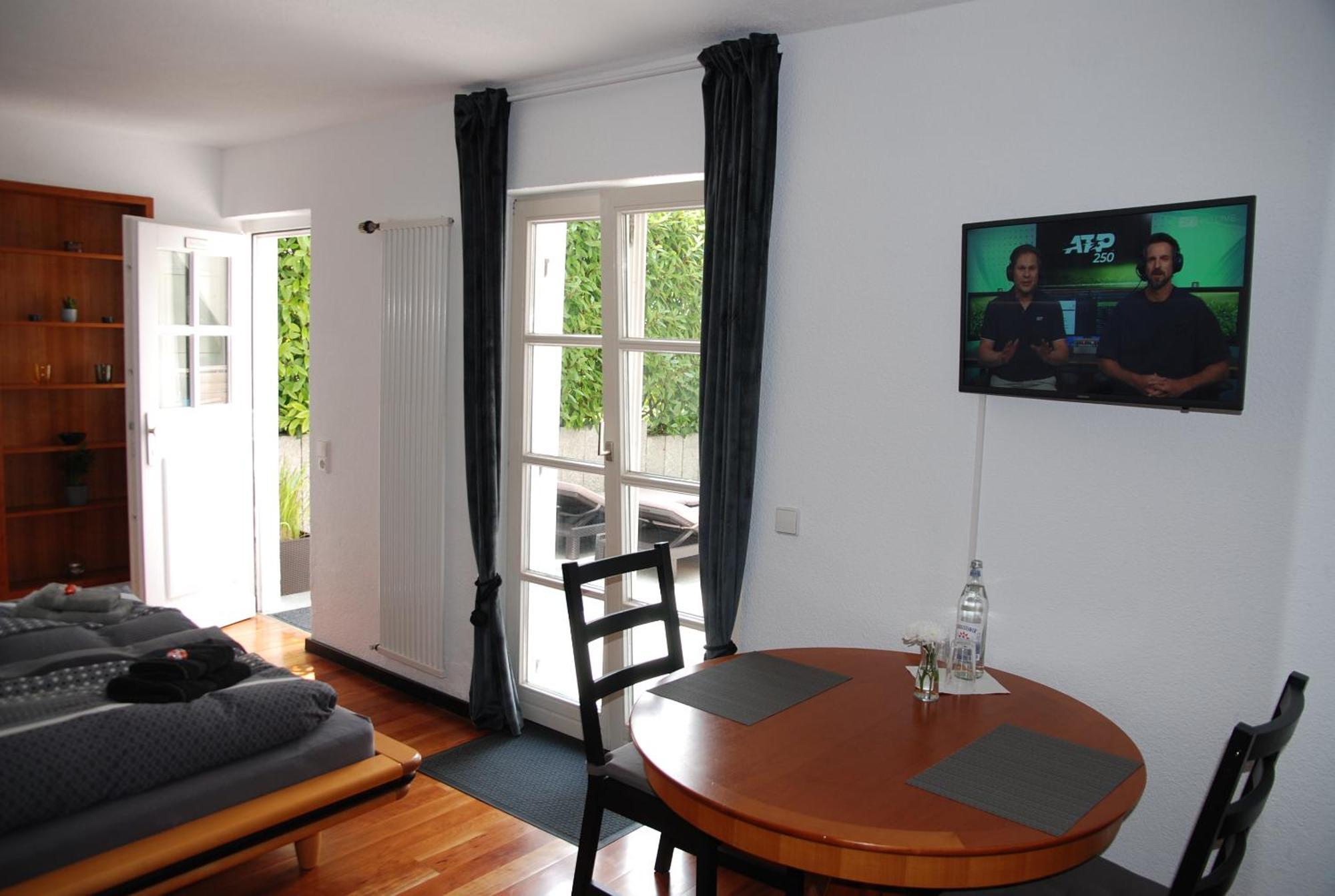 Am Buck Bei Basel Homestay